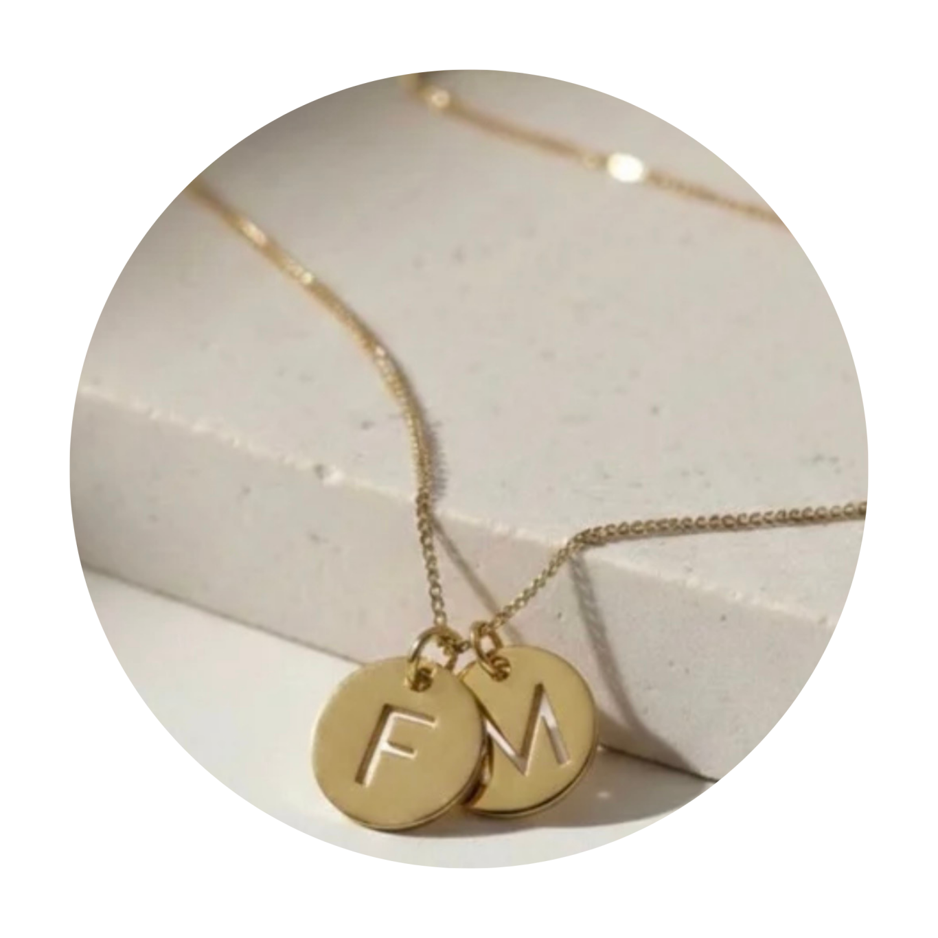 Halsband rostfritt stål med personliga bokstavsberlocker